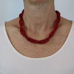 NWT - Red glass bead necklace